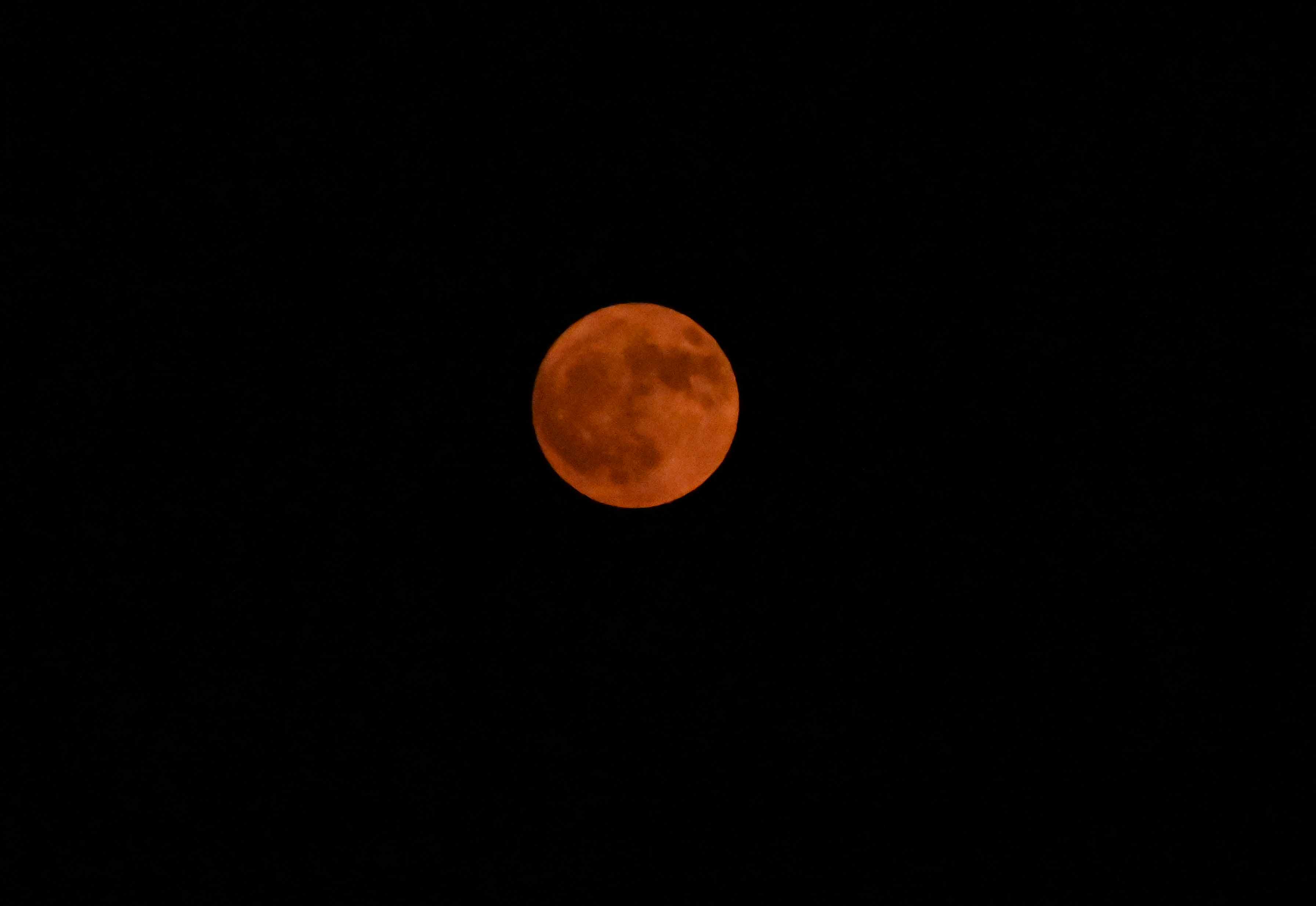 Blood moon over Wisconsin